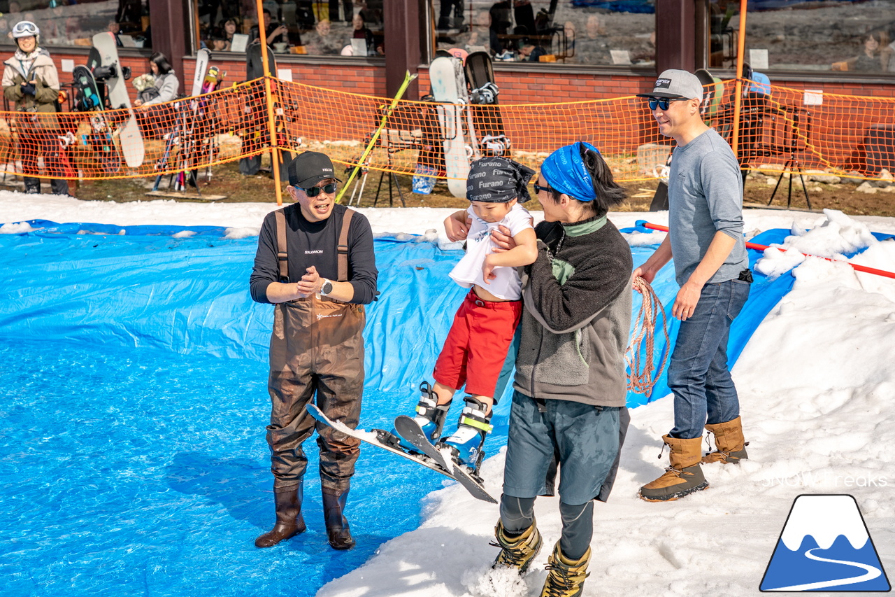 富良野スキー場｜いよいよインターナショナルなイベントに？！春シーズン恒例『第13回 Pond Skimming 池渡り』開催～♪